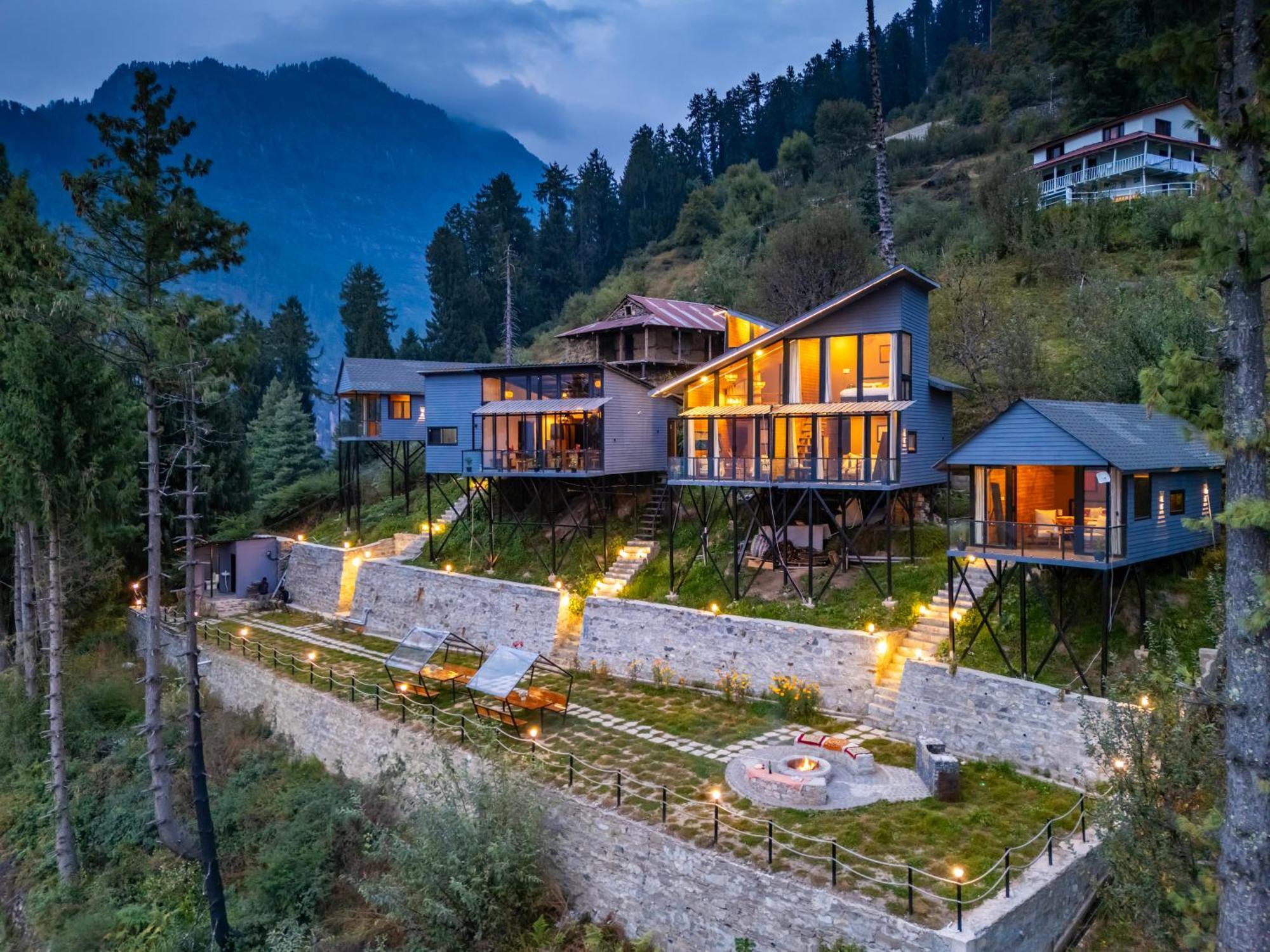 Montane Chalet , Sethan Manāli Exterior foto